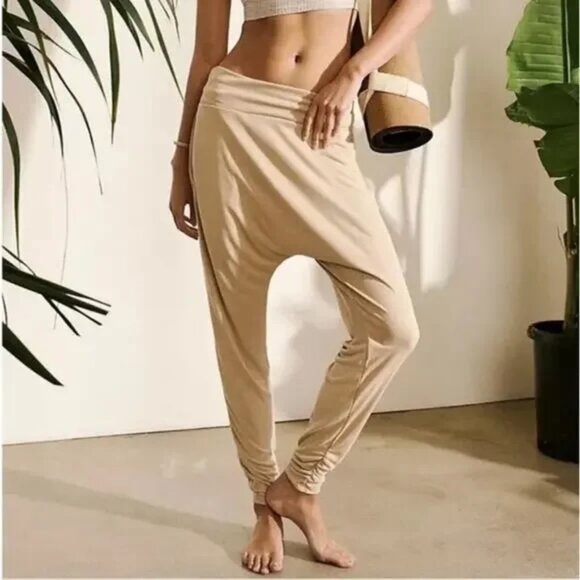 FREE PEOPLE MOVEMENT ECHO DROP CROTCH HAREM PANTS W/ RUCHED ANKLES - BEIGE - XS - Picture 1 of 12
